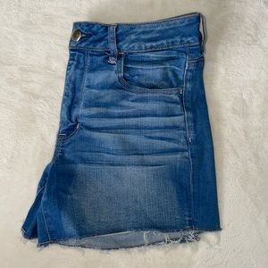 AMERICAN EAGLE DENIM SHORTS